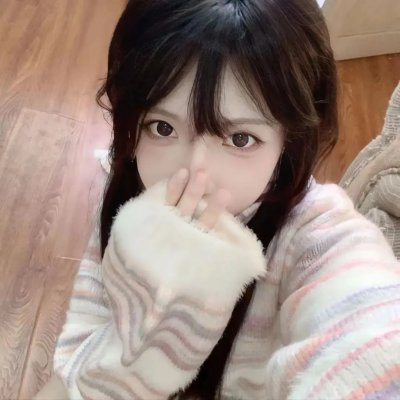 与凤飞